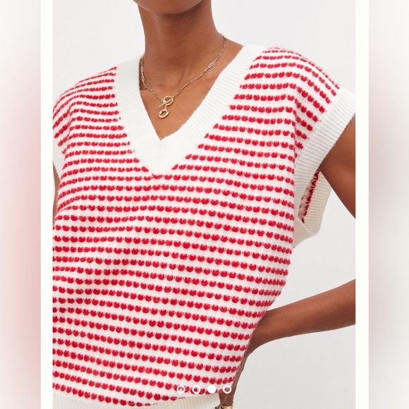 Anthropologie Tiny Red Heart Sweater Vest, One Size - Picture 1 of 9